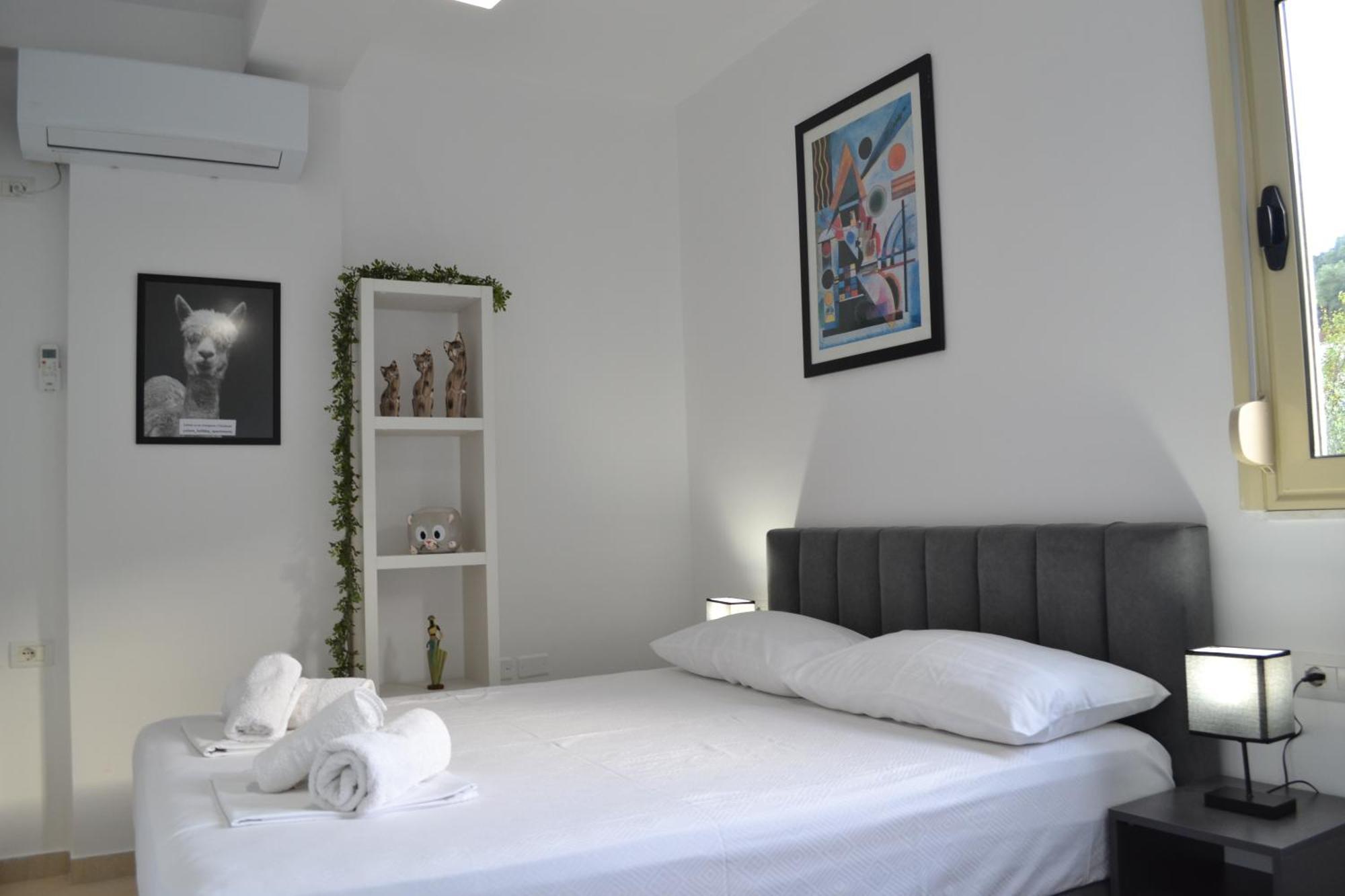 Seaview Gateway 2 Bedrooms Apartment & Garage Vlore Bagian luar foto